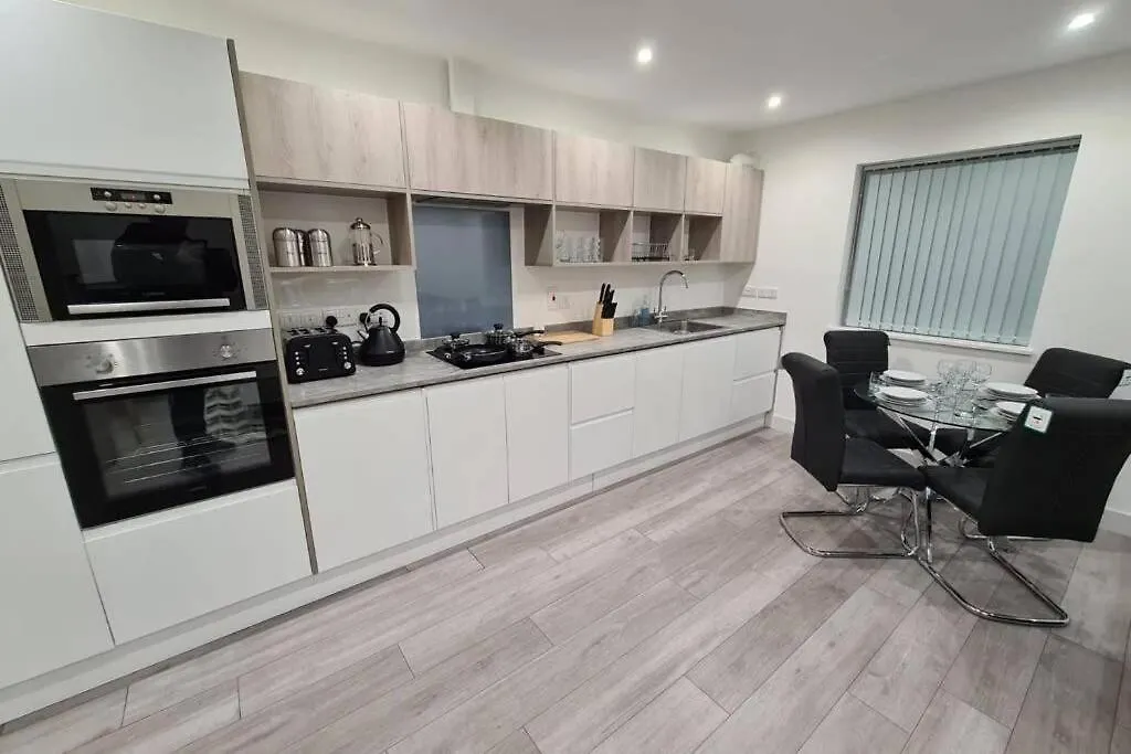 Entire Property Luton 2 Bedroom Apartment Home From Home Great Location