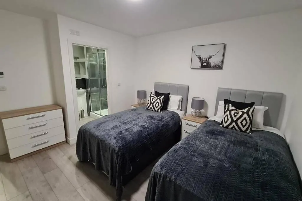 Entire Property Luton 2 Bedroom Apartment Home From Home Great Location