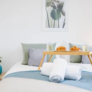 Apartment Cresta House - Modern, Luton (Bedfordshire)